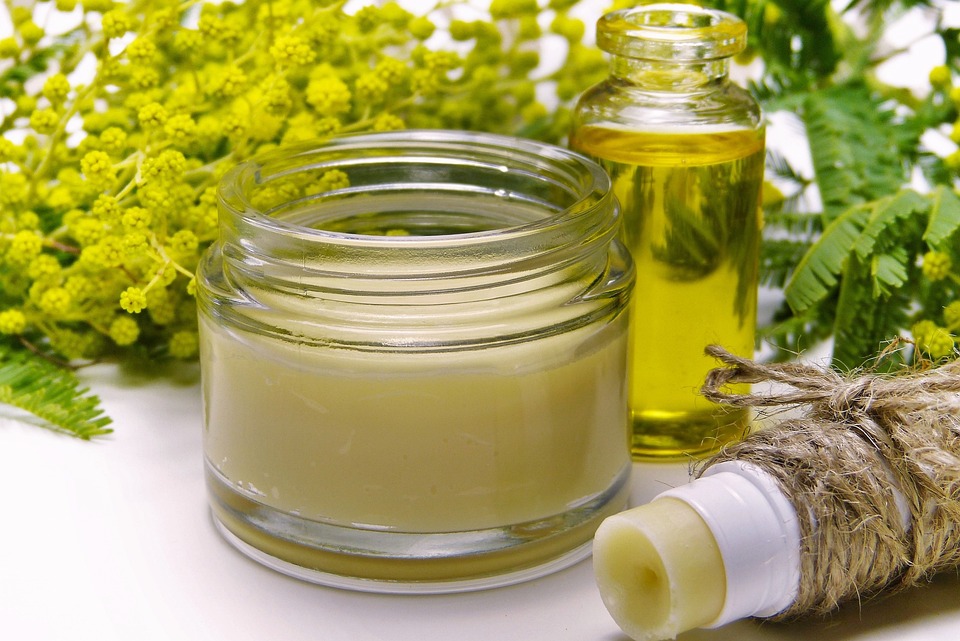 Perfumy i preparaty – w jakim miejscu wyszukiwać niskich cen?