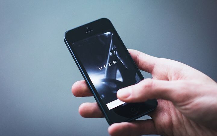 Wypożyczenie samochodu dostawczego – na co zwrócić uwagę