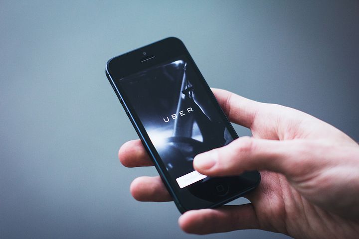 Wypożyczenie samochodu dostawczego – na co zwrócić uwagę