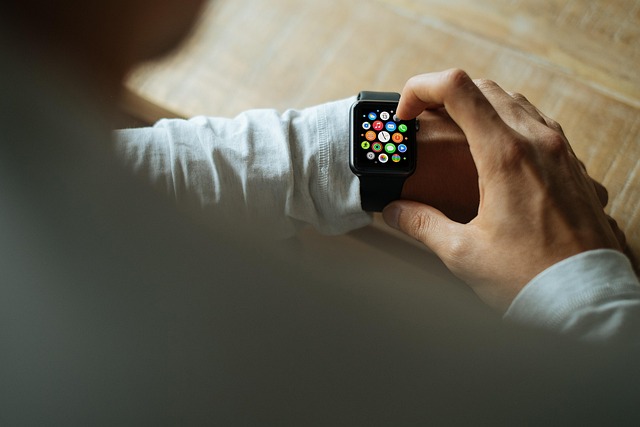 Na co zwrócić uwagę przy wyborze smartwatcha